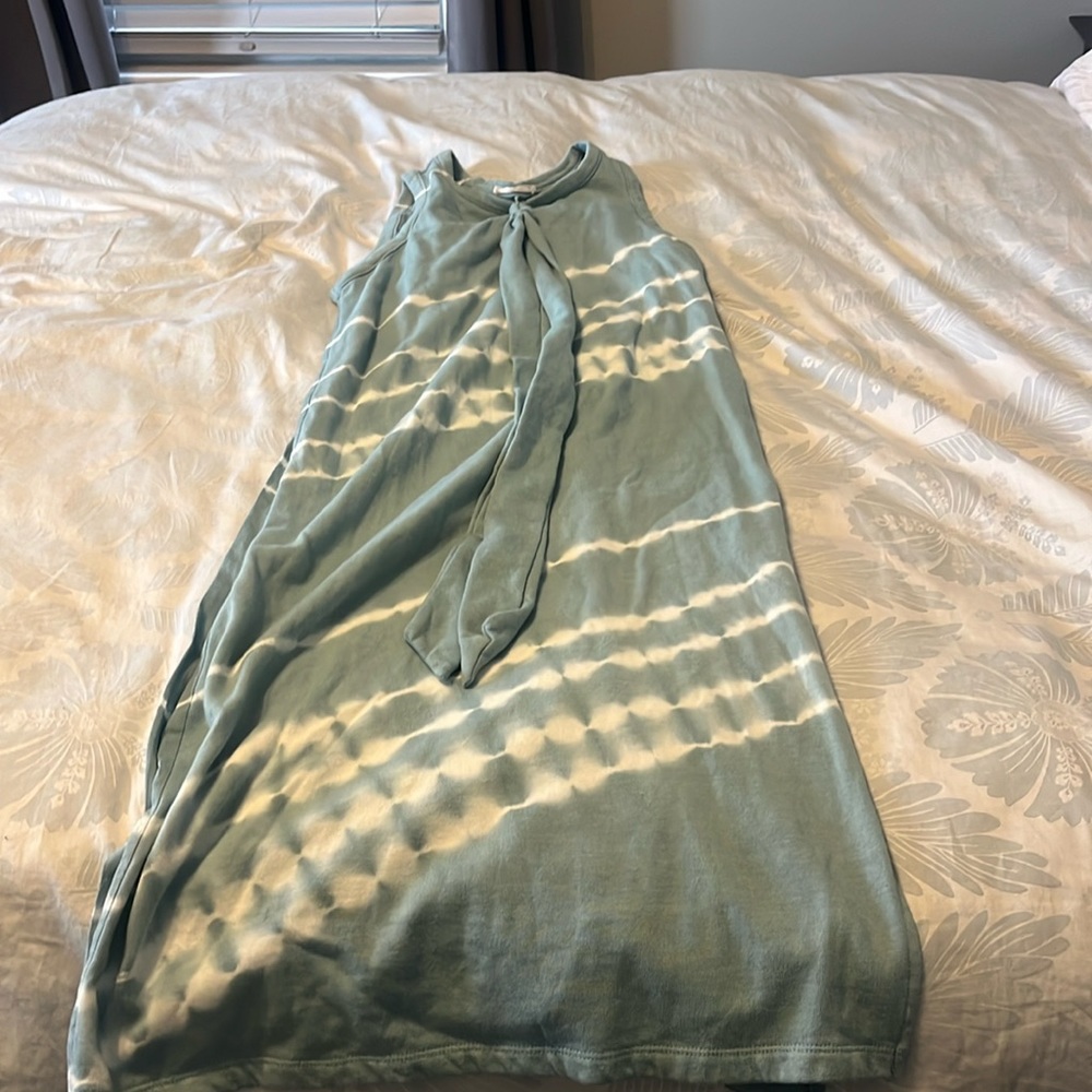 Splendid size medium light green long dress